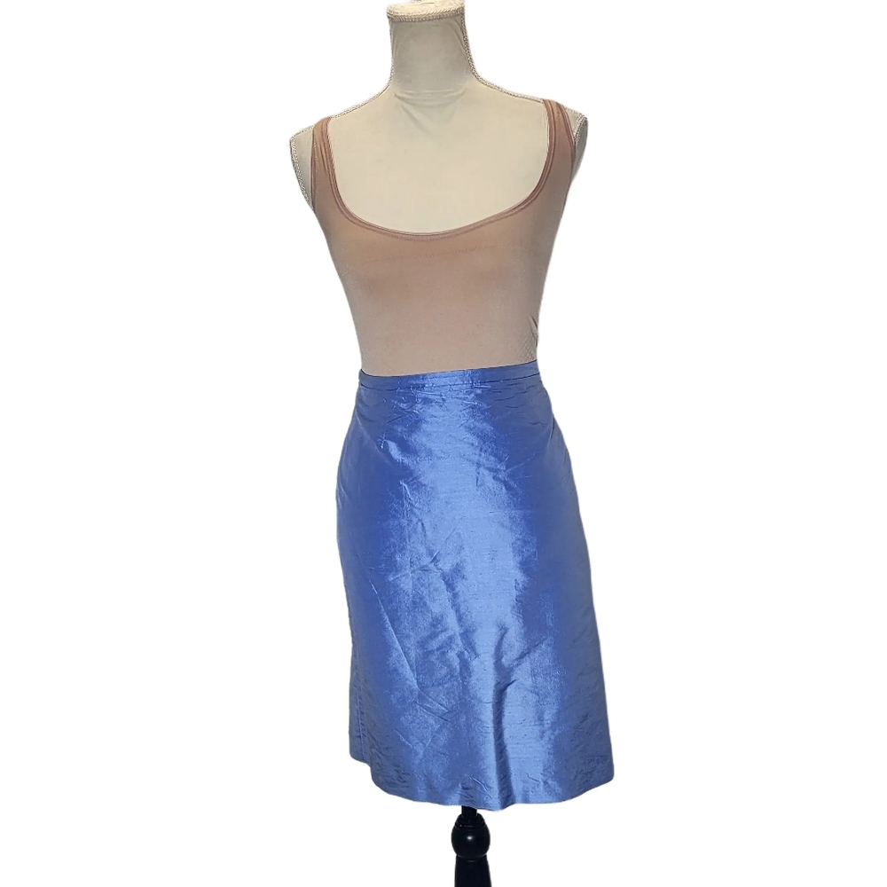 Kate Hill. Vintage, 100% Silk, light blue skirt. Size: 6